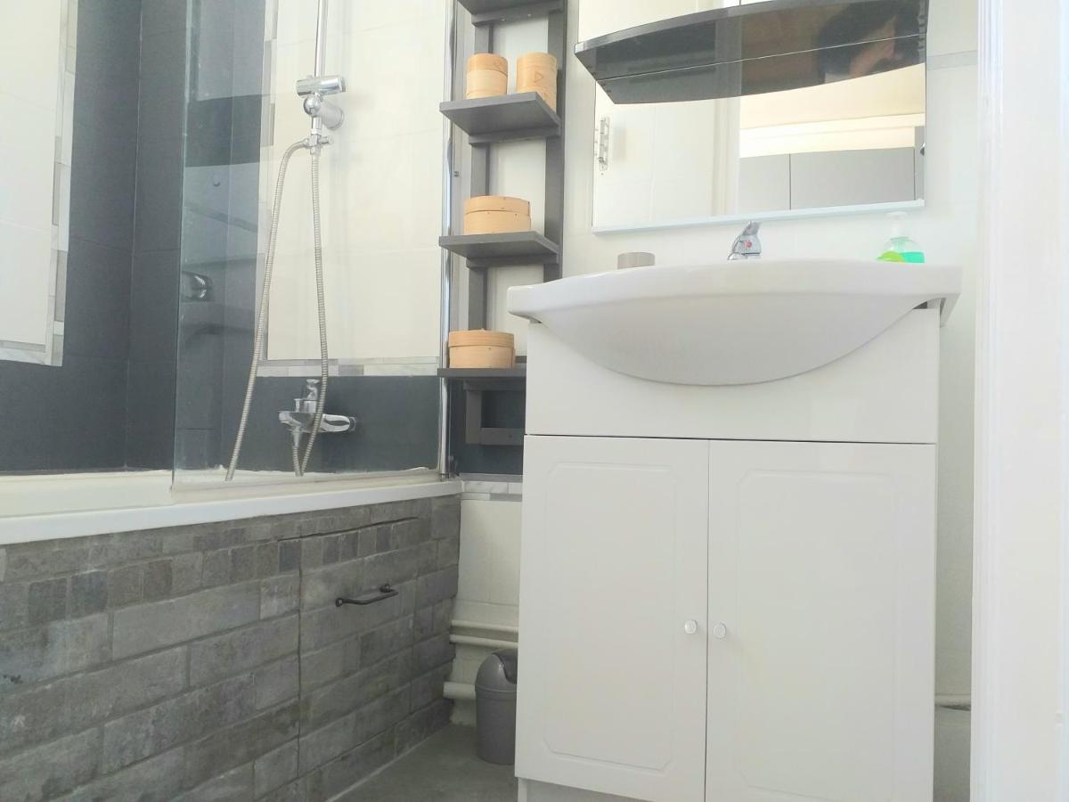 Le Tigre - Appartement Centre-Ville Au Calme, Parking Prive Bourges Zewnętrze zdjęcie